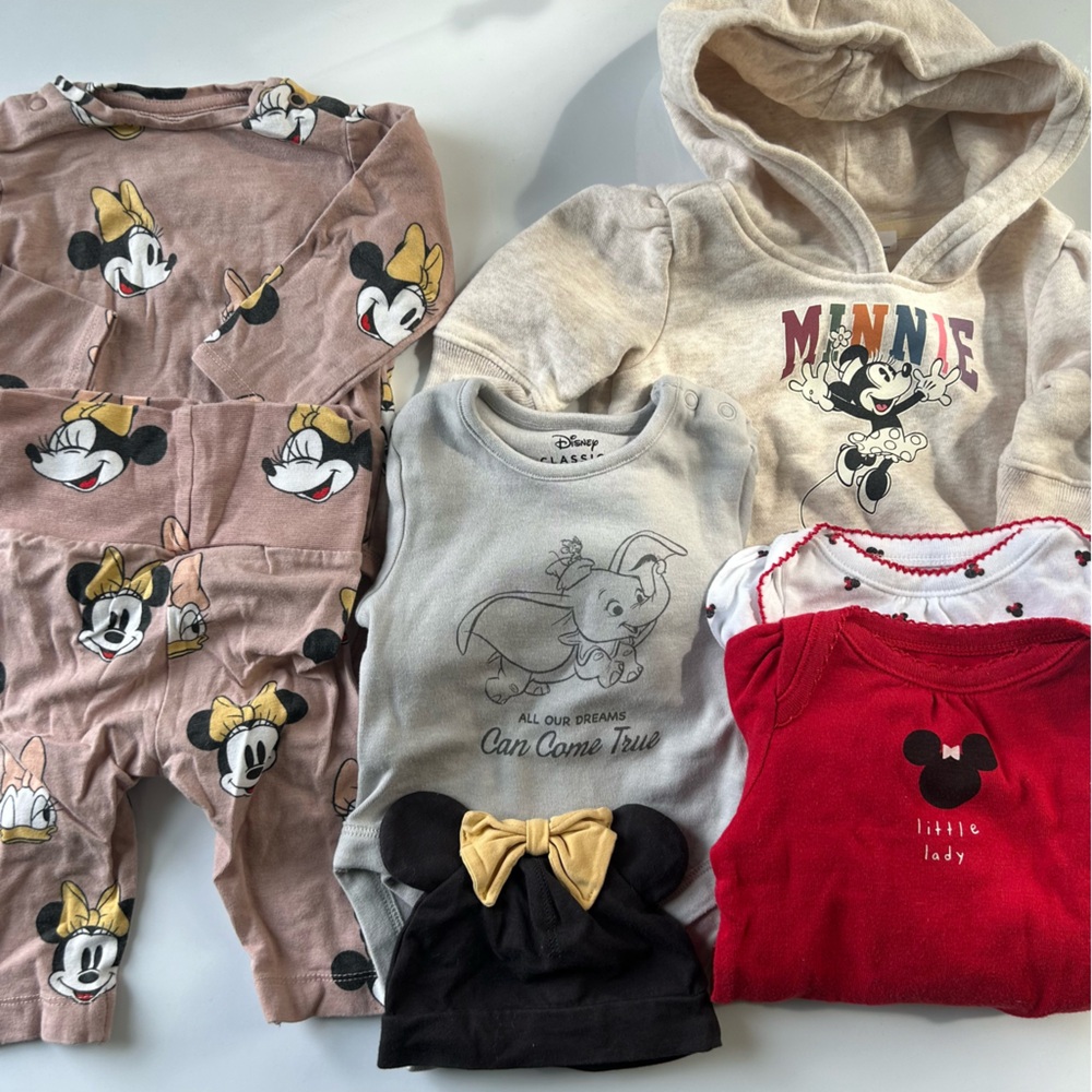 Bundle of 7 Disney Baby Girl Clothes 0-3 months Minnie Mouse Gap, H&M